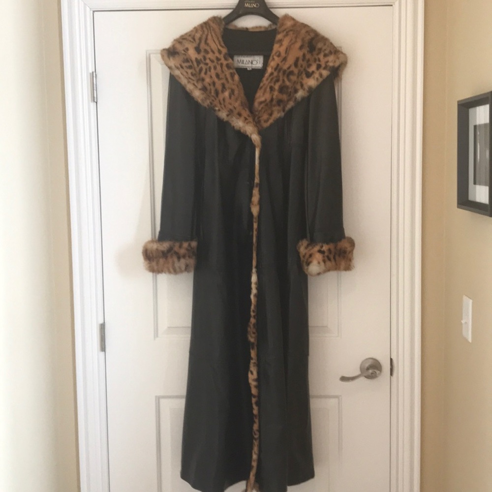 Beautiful long black leather coat by Milano